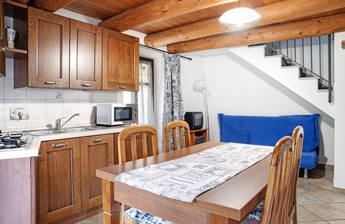 San Michele Prazzo Apartment | Holiday Apartment "Stella Alpina Tano Di Grich" with Mountain View, Shared Terrace & 2 Balconies