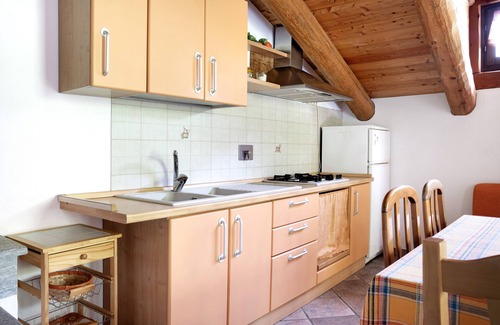San Michele Prazzo Apartment | Holiday Apartment 'Anemone Tano Di Grich'"with Mountain View, 2 Balconies & Shared Terrace