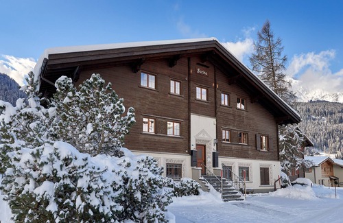 Klosters-Serneus Apartment | Holiday Apartment "Serina" with Mountain View, Terrace & Wi-Fi