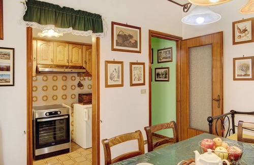 San Matteo Apartment | Holiday apartment 'Magnolia' in Piedmont, with shared pool, garden and sauna