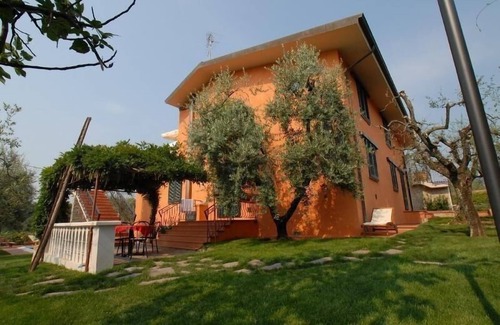 Massa Apartment | Holiday apartment Massa e Cozzile for 1 - 4 persons with 2 bedrooms - Twin house