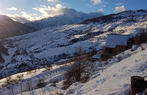 Grangesises Apartment | Holiday apartment Sauze di Cesana for 1 - 6 persons with 3 bedrooms - Holiday apartment in one or mu