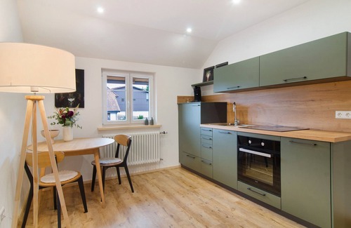 Donaueschingen Apartment | Holiday Apartment 'Sternenhimmel' with Shared Garden, Balcony and Wi-Fi