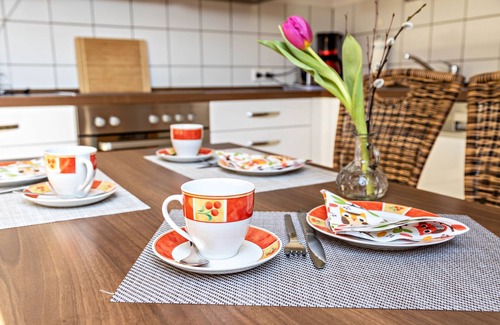 Hausen am Tann Apartment | Holiday Apartment "House Elfi" with Mountain View, Private Terrace & Wi-Fi