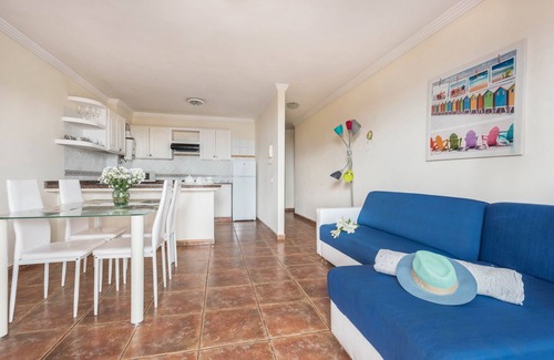 Playa San Juan Apartment | Holiday Apartment “Carla 1A” in Playa San Juan with Sea and Mountain Views