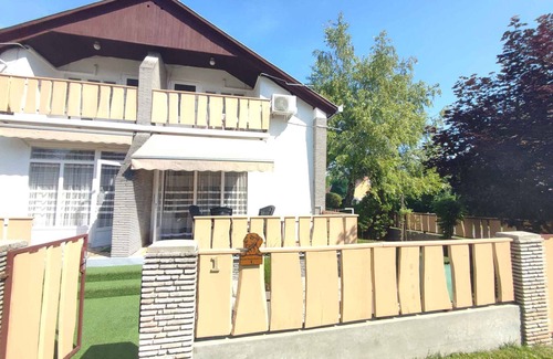 Balatonfenyves Apartment | Holiday apartment close to the city center