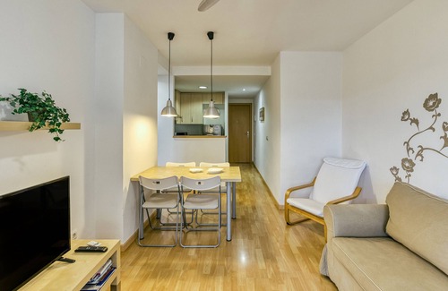 Santa Margarida Apartment | Holiday Apartment 'Aquamarina 103' with Shared Pool, Terrace & Wi-Fi