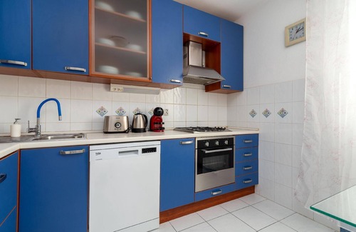 Arbanija Apartment | Holiday apartment Arbanija for 1 - 5 persons with 2 bedrooms - Row house