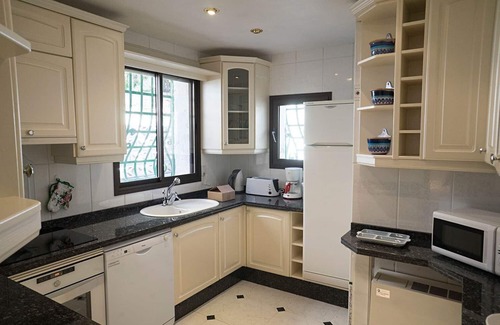 Cala Apartment | Holiday apartment Benidorm for 1 - 6 persons with 2 bedrooms - Holiday apartment in one or multi-fam