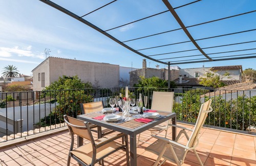 Binissalem Apartment | Holiday Apartment "Binibonaire" with Private Terrace & Wi-Fi