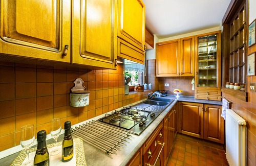 Aosta Apartment | Holiday Apartment "Casa Margherita" in Idyllic Location