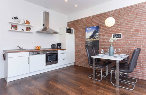 Bensersiel Apartment | Holiday Apartment Christopher Columbus - House MARENOR
