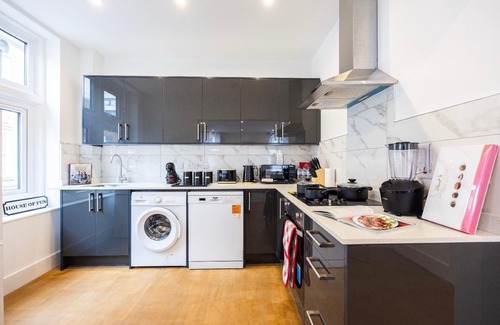 Fairfield Apartment | Holiday apartment Croydon for 1 - 5 persons with 2 bedrooms - Holiday apartment