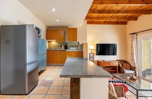 Pradollano Apartment | Holiday Apartment "Duplex Deluxe 23 B" near Slopes with Private Terrace & Wi-Fi