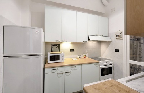Arenzano Apartment | Holiday Apartment "Europa - Arenzanohost" with Balcony