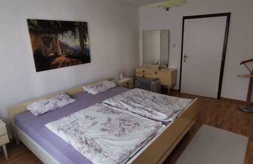 Kestrich House | Holiday apartment Feldatal for 1 - 4 persons with 2 bedrooms - Holiday house