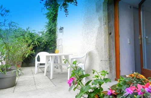 Sainte-Helene-du-Lac House | Holiday apartment Les Mollettes for 1 - 4 persons with 1 bedroom - Holiday house