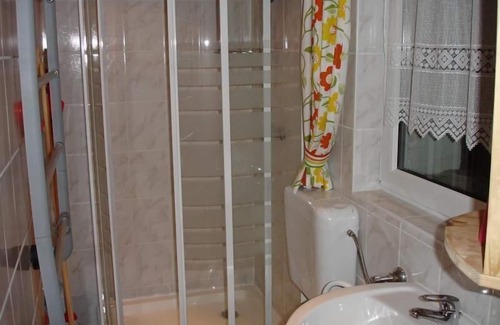 Godern House | Holiday apartment Godern for 1 - 2 persons with 1 bedroom - Holiday house