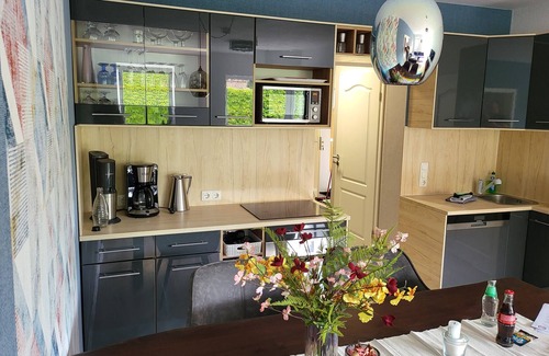 Wolmirstedt Apartment | Holiday Apartment "Hochwertiges 3 Zimmer" with Private Terrace & Wi-Fi
