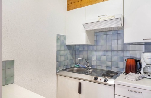 Leutasch Apartment | Holiday Apartment "Haus Am Lärchenhang" with Mountain View, Balcony & Wi-Fi