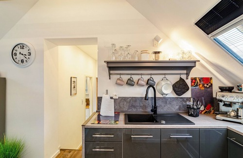 Reithamm Apartment | Holiday Apartment 'Huus An't Koornfeld' with Balcony and Wi-Fi
