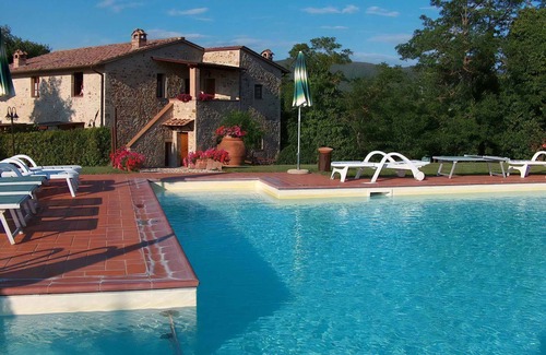 Pievescola Apartment | Holiday apartment embedded in the Tuscan landscape
