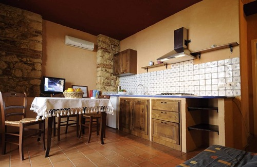 Sorrentini Apartment | Holiday apartment Gioiosa Marea for 1 - 4 persons with 1 bedroom - Holiday apartment