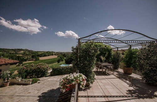 Isola d'Asti Apartment | Holiday apartment Isola d'Asti for 1 - 5 persons with 2 bedrooms - Twin house