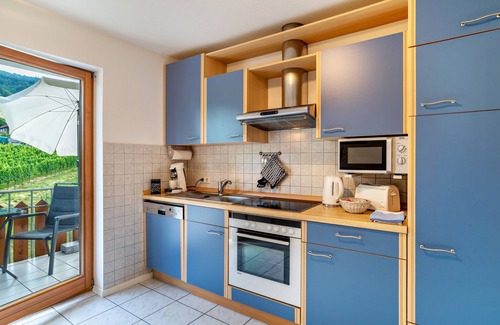 Buhl Apartment | Holiday Apartment "Liebich" with Balcony & Wi-Fi