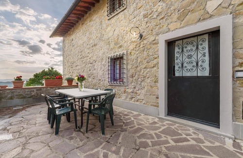 Londa House | Holiday apartment Londa for 1 - 5 persons with 2 bedrooms - Holiday house