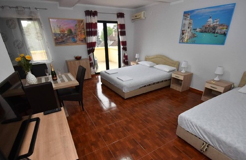 Meljine Apartment | Holiday apartment Meljine for 1 - 4 persons - Holiday apartment in one or multi-family house