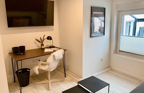 Plettenberg Apartment | Holiday Apartment 'Nele' with Mountain View, Private Terrace and Wi-Fi