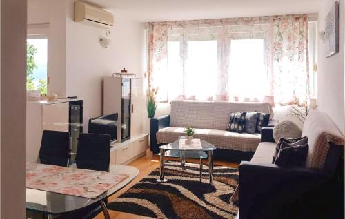 Borak Apartment | Holiday Apartment Omis 08