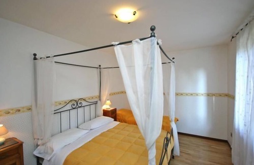 Ramazzano Other | Holiday apartment Oscano for 1 - 7 persons with 2 bedrooms - Farmhouse