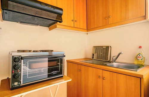 Chortata Apartment | Holiday Apartment "Platanos" with Sea View, Private Terrace & Balcony