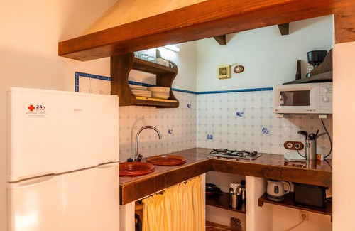 Petra Apartment | Holiday Apartment "Ses Solls" with Mountain View, Shared Pool & Wi-Fi