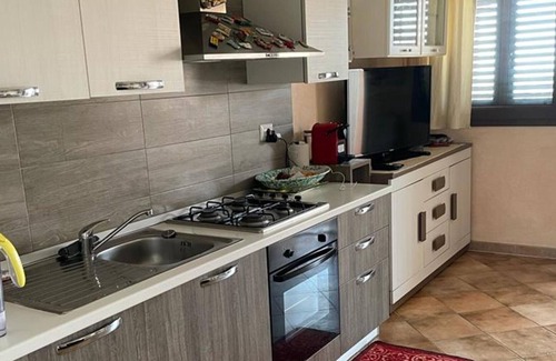 La Muddizza Apartment | Holiday Apartment "Smeraldo" with Sea View, Private Terrace & A/C