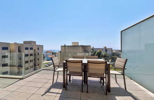 Apulia Apartment | Holiday Apartment 'Sublime Mundo' with Shared Pool, Balcony & Wi-Fi