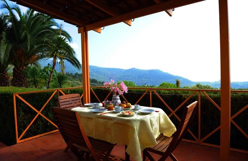 Palinuro Apartment | Holiday apartment surrounded by Mediterranean nature with grill