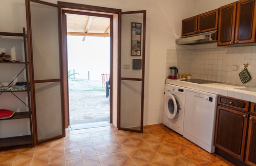 Alghero Apartment | Holiday Apartment "Villa Wanda" with Sea View, Private Terrace & Wi-Fi