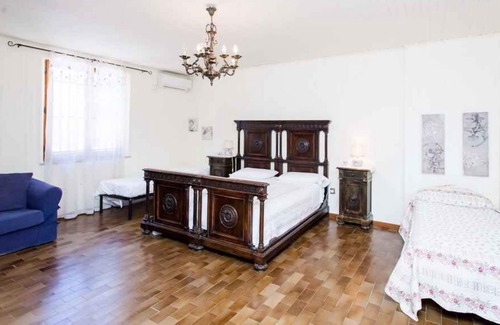 Ramazzano Apartment | Holiday apartment with air conditioning in country style
