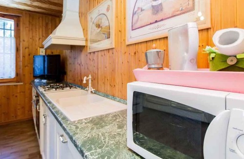 Ramazzano Apartment | Holiday apartment with air conditioning in country style