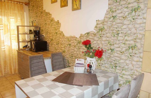 Fonyod Apartment | Holiday apartment with Wi-Fi, washing machine and dishwasher