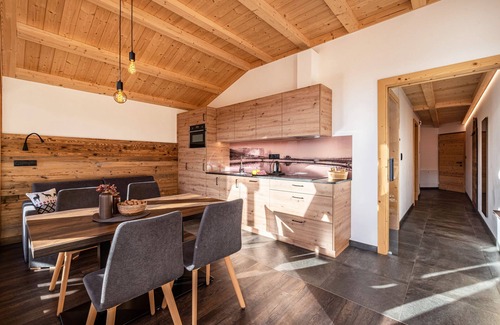Castelrotto Apartment | Holiday Apartment "Zu Grof Morgenrot"