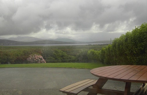 Ventry Cottage | Holiday cottage with large private garden