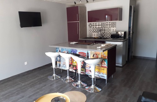 Ensues-la-Redonne House | holiday ENSUES LA REDONNE T2 (50m2) -close Provence creek