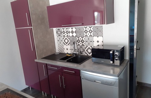 Ensues-la-Redonne House | holiday ENSUES LA REDONNE T2 (50m2) -close Provence creek