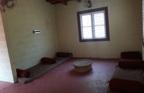 Kanakapura House | Holiday Farmhouse amidst mango trees and other plantations