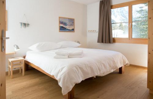 Lenzerheide Apartment | Holiday flat for 6 people Sot Valos Lenzerheide centre