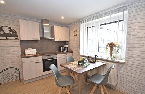 Ernstroda Apartment | Holiday flat in Ernstroda near a ski resort.